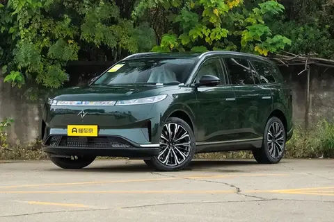 18万级起步、真三排能坐人：20万内的大六座SUV终于不用将就了