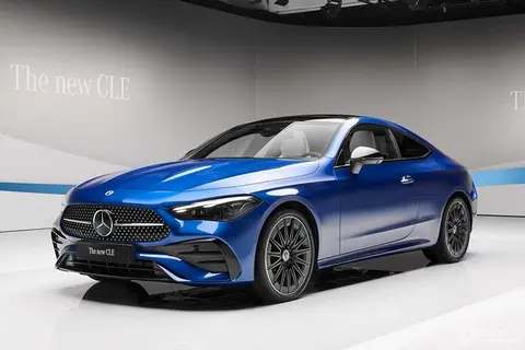 奔驰AMG CLE 63路试曝光，V8引擎或将回归