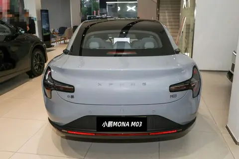 花小钱办大事，长安启源A06和小鹏MONA M03，选谁更合适？