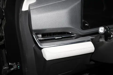 10万级SUV新标杆？空间大，配置高，还终身质保，试驾福特领睿